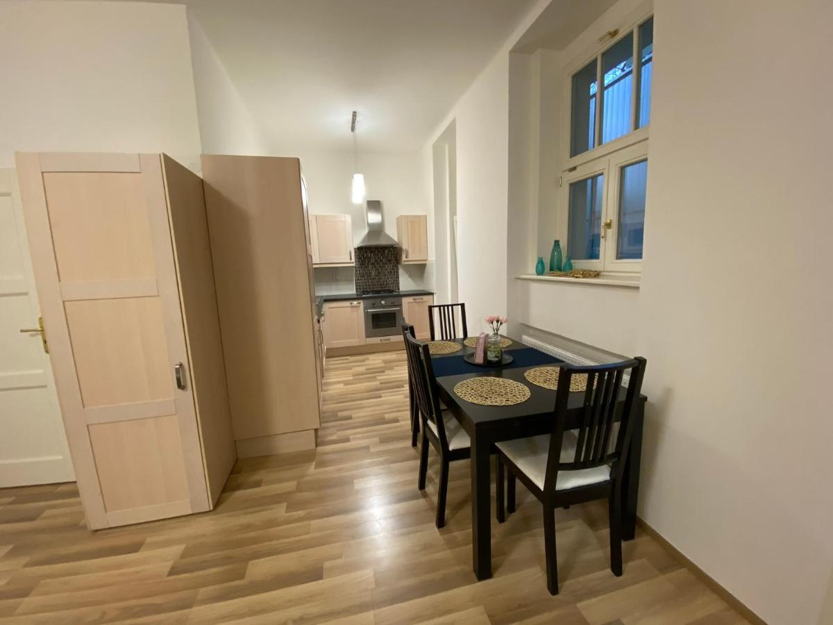 Spacious Apartment On Wenceslas Square Prag Exterior foto